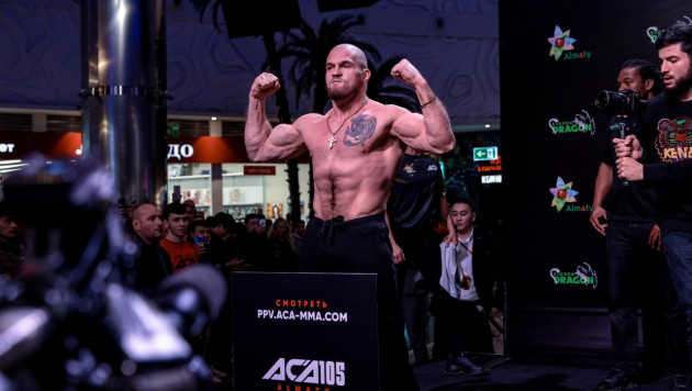 Казахстанский боец Резников рвется в UFC: назвал МакГрегора балаболом, пожаловался на низкие гонорары и "брезгует" титулом