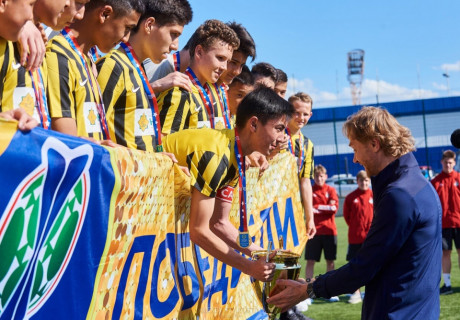 Футболисты академии "Кайрата" выиграли Кубок Дружбы. На пути к трофею обыграли "Зенит" и "Краснодар"