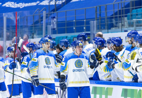 Товарищеские матчи сборной Казахстана перед чемпионатом мира по хоккею покажут в прямом эфире