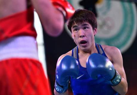 18-летний легковес принес Казахстану первую медаль чемпионата Азии по боксу