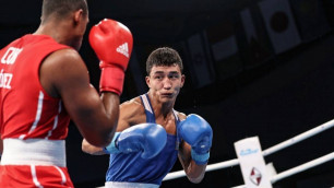 Аманкул высказался о судействе на ЧА по боксу. Казахстанец отправил узбека в нокдаун, но проиграл бой за "золото"