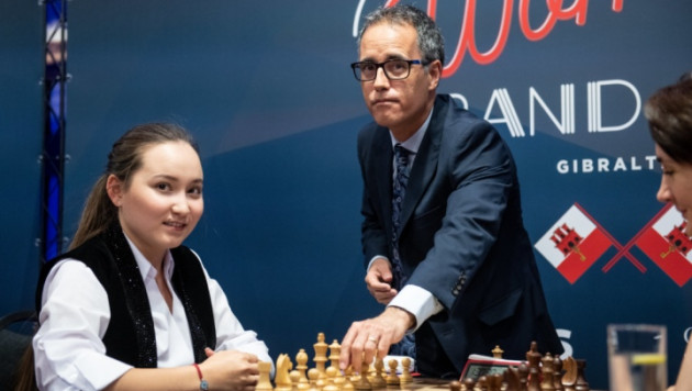 Жансая Абдумалик досрочно стала победительницей Гран-при по шахматам в Гибралтаре