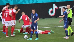 Матч Евро-2020 обернулся трагедией. Лидер сборной Дании потерял сознание на поле