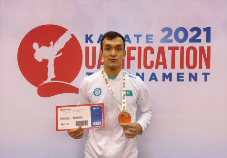 Казахстанский каратист завоевал лицензию на Олимпиаду в Токио