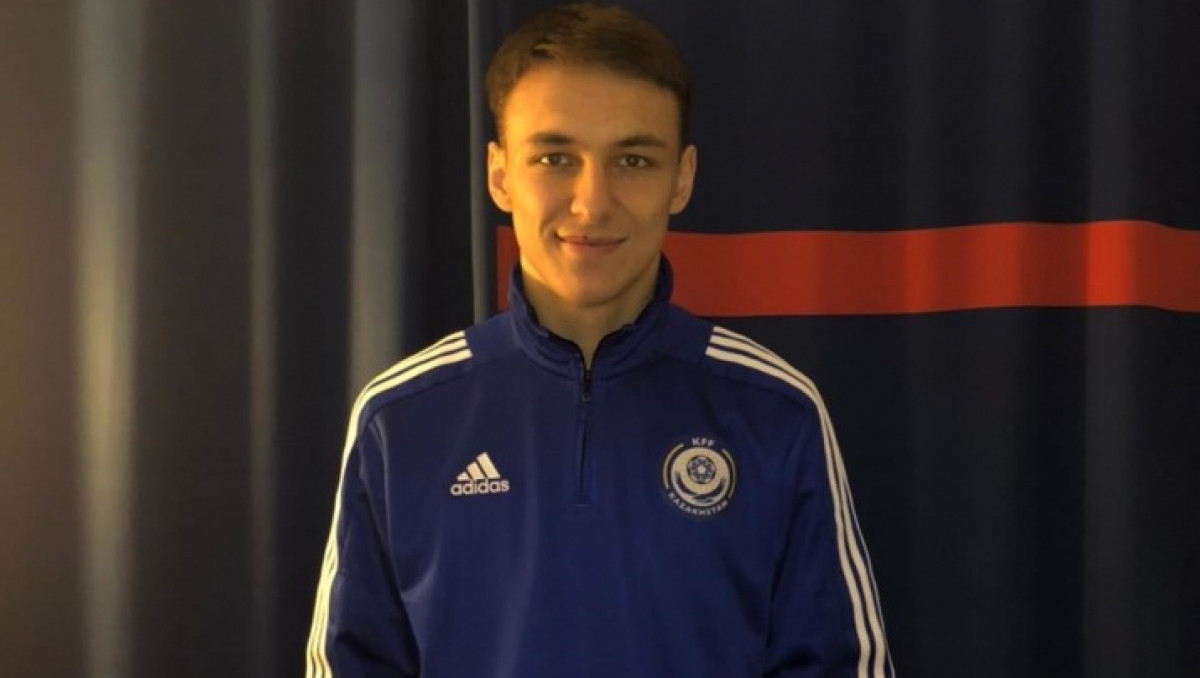 "Кайрат" подписал 19-летнего воспитанника "Алтая"