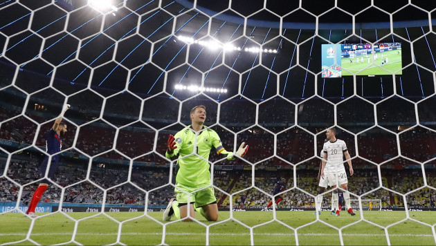 Германия забила автогол и проиграла Франции в матче Евро-2020 с незасчитанными мячами Мбаппе и Бензема