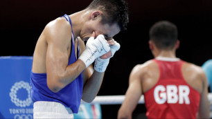 Бибосынов расплакался в ринге после поражения: Казахстан впервые остался без "золота" в боксе на Олимпиаде