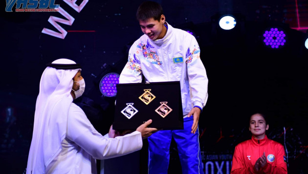 Казахстанец получил приз самого техничного боксера на молодежном чемпионате Азии