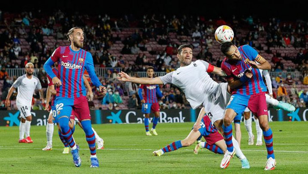 "Барселона" пропустила гол на второй минуте и ушла от поражения на 90-й