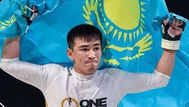Казахстанский файтер получил бонус за победу нокаутом на турнире АСА