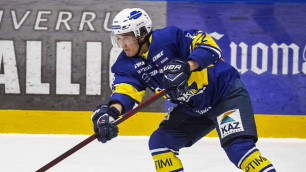 Казахстанский хоккеист назвал причины ухода из "Барыса". Сейчас он играет за финский клуб