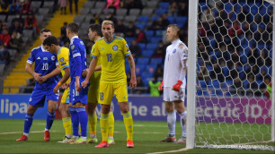 Сборная Казахстана проигрывает Боснии после первого тайма матча отбора на ЧМ-2022