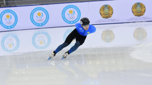 Казахстанец завоевал серебро на этапе Кубка мира по шорт-треку