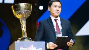 На ЧМ по боксу разыграют Кубок Баркера? Артаев передал хранившийся в Казахстане трофей президенту AIBA