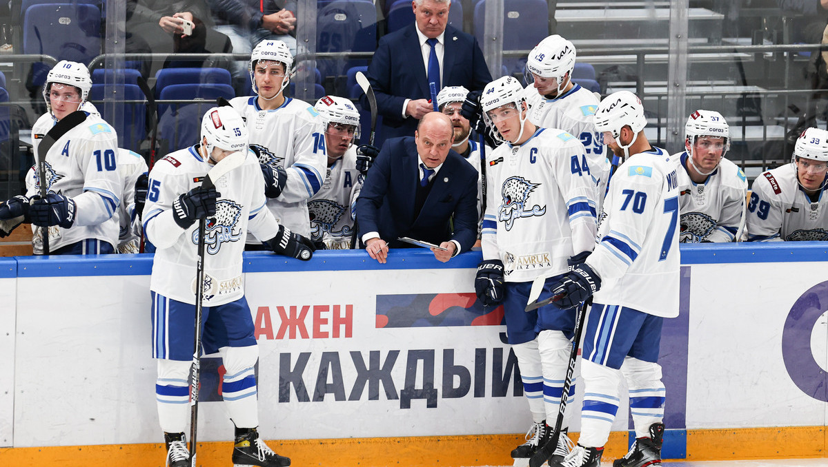 "Барыс" покинул зону плей-офф и лишился канадского нападающего