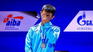 20-летний казахстанец извинился за поражение в финале чемпионата мира по боксу
