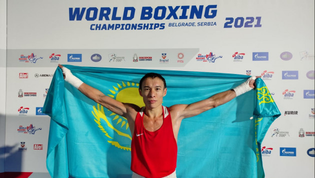 Чемпиону мира по боксу Темиртасу Жусупову подарили квартиру