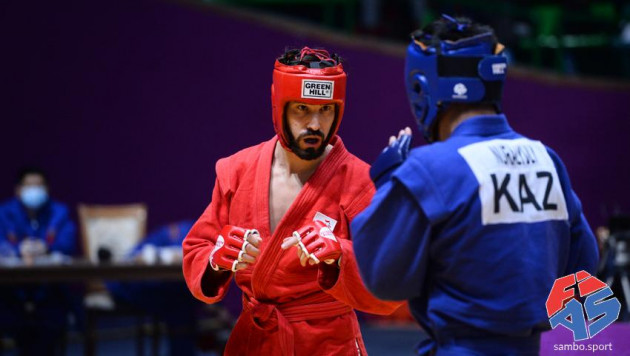 Сборная Казахстана завоевала десять медалей на историческом чемпионате мира по самбо