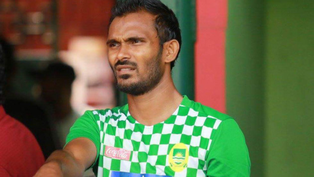 Министр спорта Мальдив вырубил соперника локтем, сыграв минуту за сборную