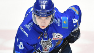 22-летний казахстанец забросил 10-ю шайбу в Финляндии и сыграл в золотом шлеме
