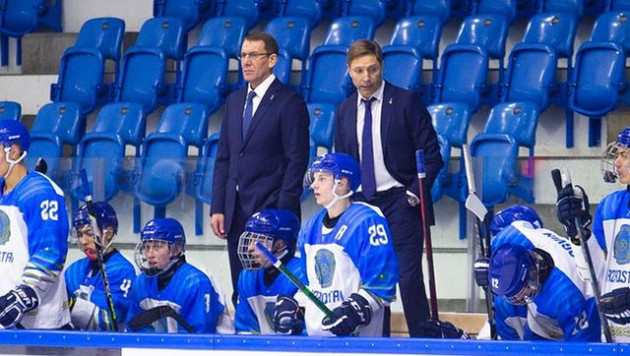 Казахстан проиграл решающий матч на молодежном ЧМ по хоккею и потерял шансы на выход в топ-дивизион