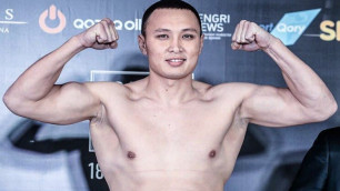 Казахстанский боксер показал лицо после сенсационного поражения в профи