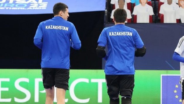 Сборная Казахстана назвала состав на первый матч Евро-2022 по футзалу