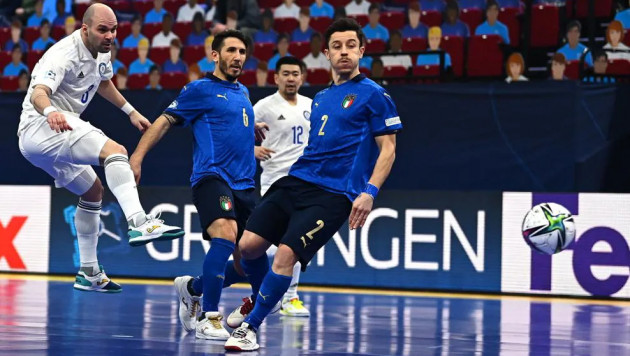 Казахстан потерял двух лидеров на плей-офф Евро-2022 по футзалу