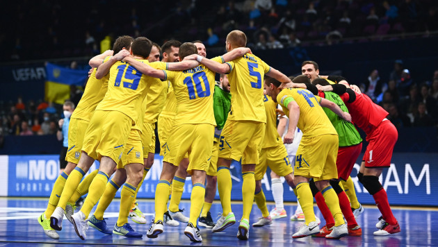 "Где казахи, которые говорили о 10:0?" О чем думают украинские фанаты после выхода в полуфинал Евро
