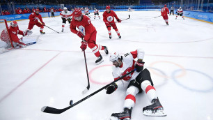 Российские хоккеисты подрались в первом матче на Олимпиаде-2022