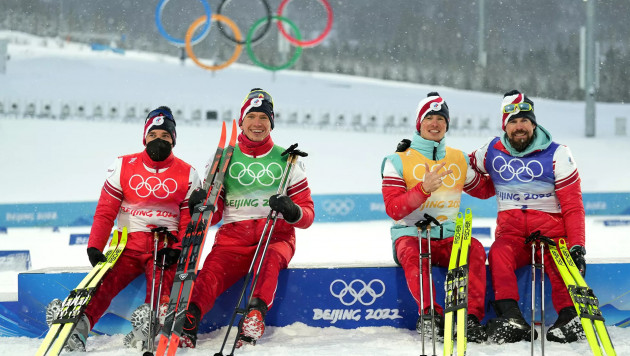 Российские лыжники впервые в истории сделали золотой дубль на Олимпиаде