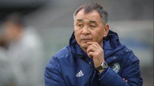 Сборная Казахстана по футболу решила расстаться с главным тренером