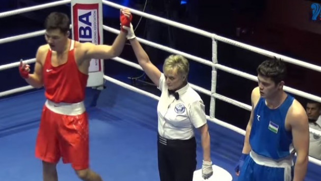 Казахстанец дважды отправил в нокдаун боксера из Узбекистан и выиграл золото МЧА