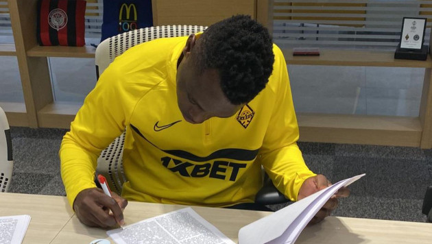 Камерунский футболист отреагировал на контракт с "Кайратом"