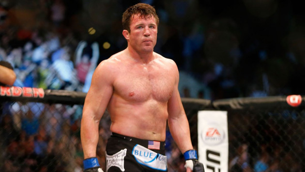 Экс-бойцу UFC предъявлено 11 обвинений в нанесении побоев
