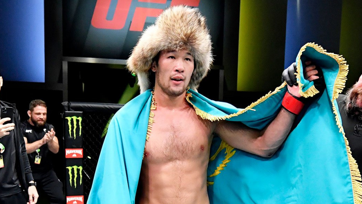 "Шавкат - монстр". Эксперт назвал фаворита в бою Рахмонова с "сенсацией" из UFC