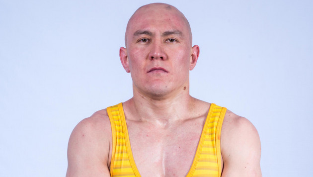 Казахстанский борец стал серебряным призером чемпионата Азии