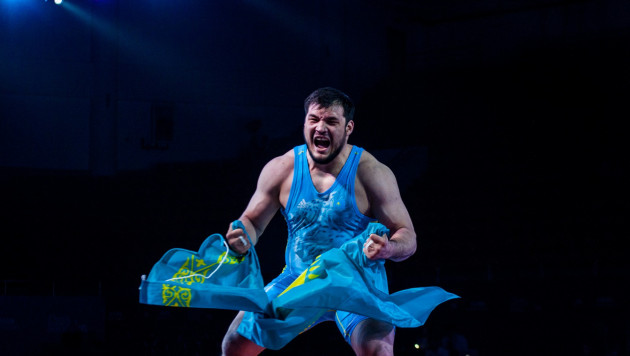 Казахстанские борцы стали первыми в медальном зачете ЧА