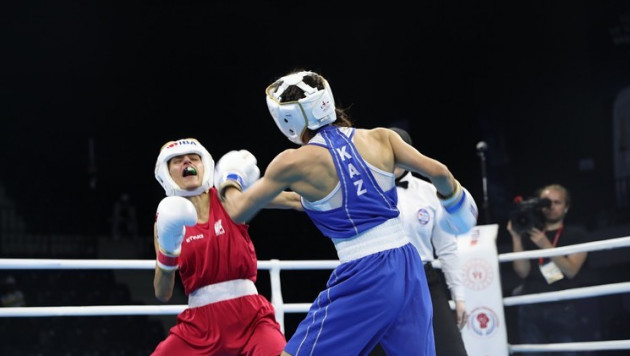 Казахстан выиграл первую медаль ЧМ по боксу среди женщин