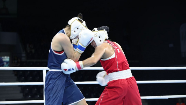 Чемпионка мира из Казахстана с фолом вырвала победу на ЧМ по боксу