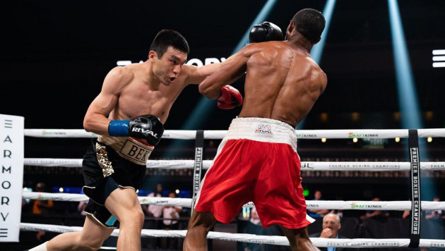 Чемпион WBA из Казахстана нокаутом выиграл дебютный бой в США