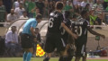 Болельщики атаковали судью во время матча Лиги Европы