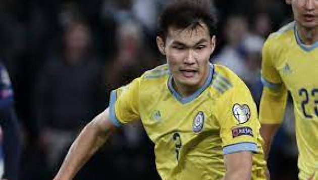 Алип получил две желтые карточки подряд и оставил Казахстан в меньшинстве в матче Лиги наций с Азербайджаном