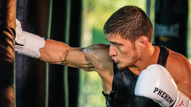 Непобежденный боец казахстанской команды получил резкий ответ из-за отказа от боя в UFC