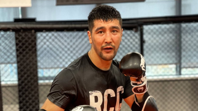 "Он пнул его". Казахский друг экс-чемпиона раскритиковал звезду UFC