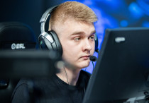 ©HLTV