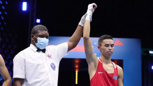 Призер Олимпиады и чемпион мира из Казахстана вышел в финал ЧА-2022 по боксу