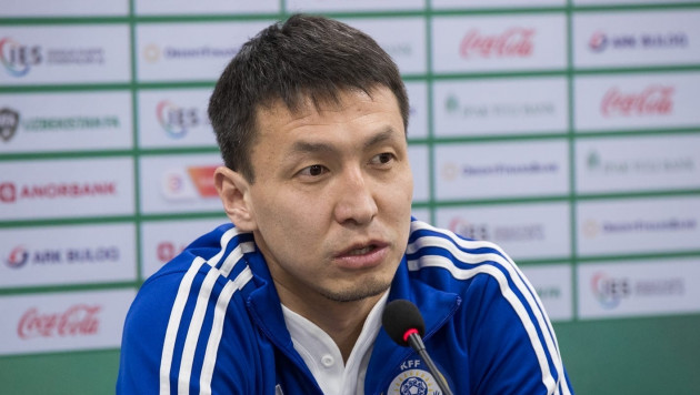 Капитан сборной Казахстана заключил пари с нападающим команды Узбекистана