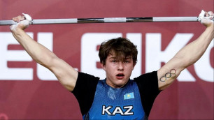 Казахстан завоевал первую медаль на ЧМ-2022 по тяжелой атлетике
