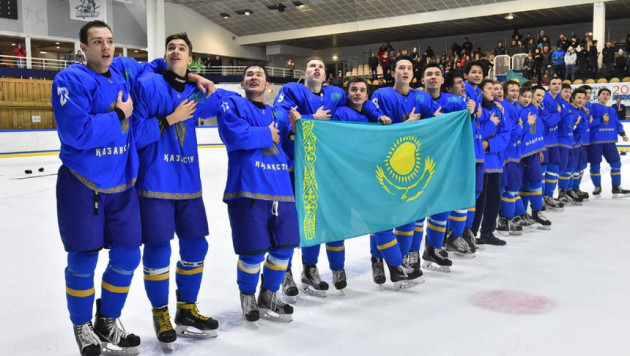 Сборная Казахстана по хоккею огласила состав на молодежный чемпионат мира-2022